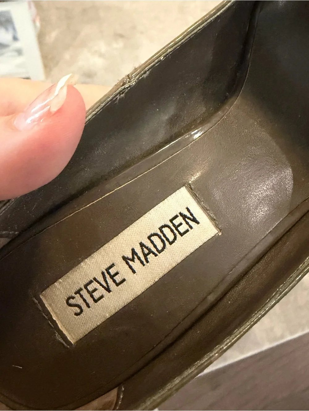 Steve Madden Taupe Patent Leather Platform Pumps Size 7 Women’s